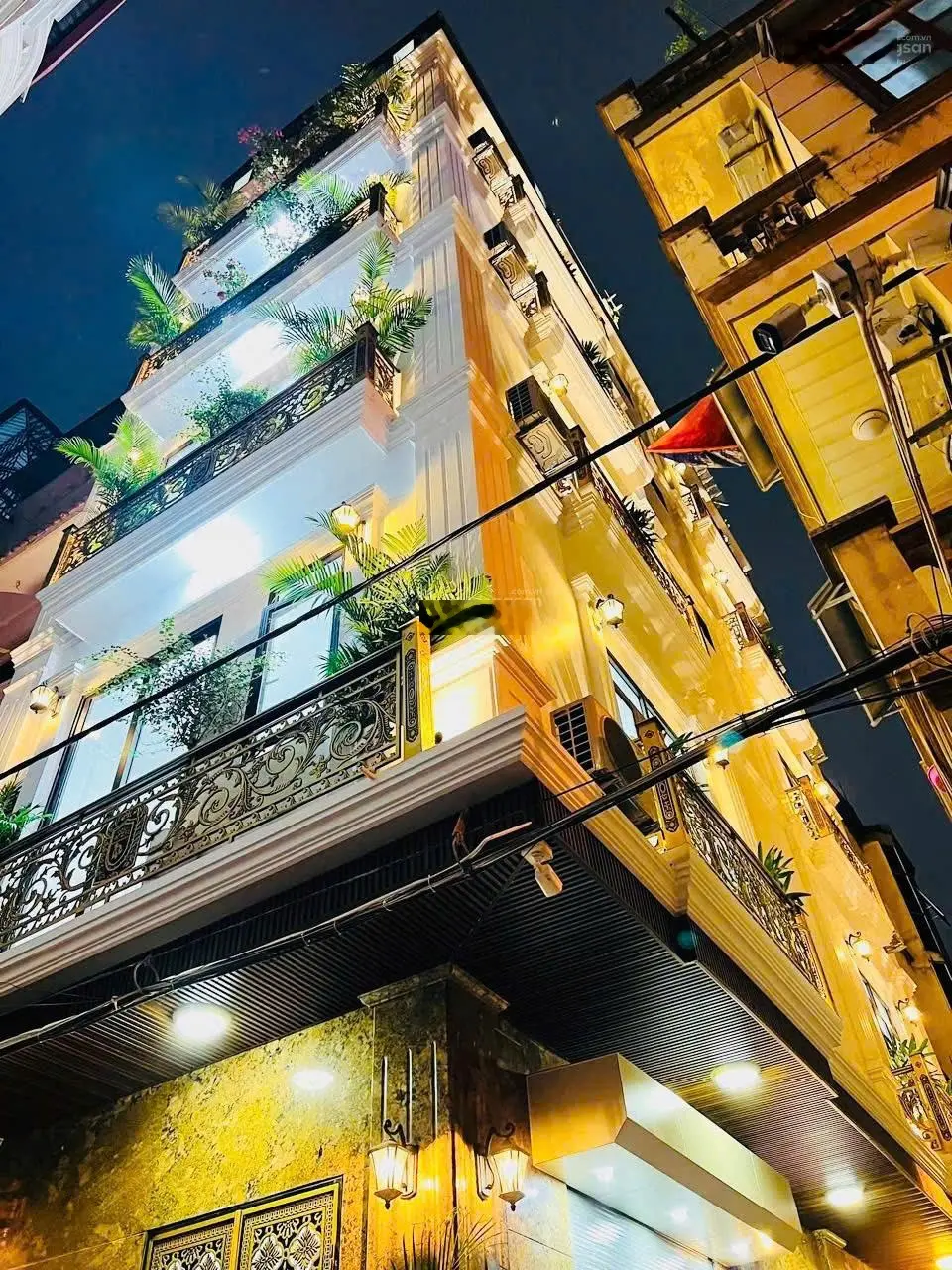 Siêu phẩm Trần Quốc Hoàn - Cầu Giấy