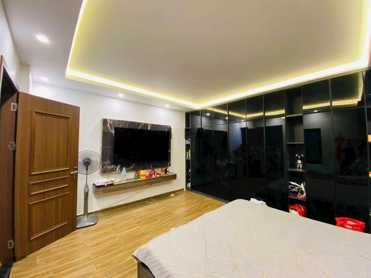 QUÁ HOÀN HẢO cho quý khách đang tìm kiếm căn nhà đẹp từ vị trí tới chất lượng phố trung tâm HỒ SEN