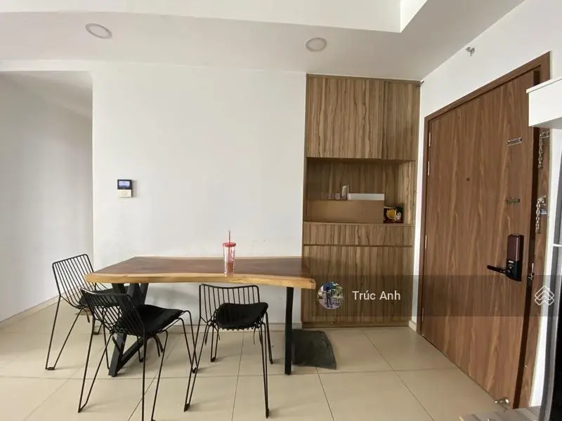 Chính chủ cần bán gấp căn hộ Viva Riverside Q6, DT 75m2, 2 PN, 2WC, Giá 1 tỷ 850 triệu.