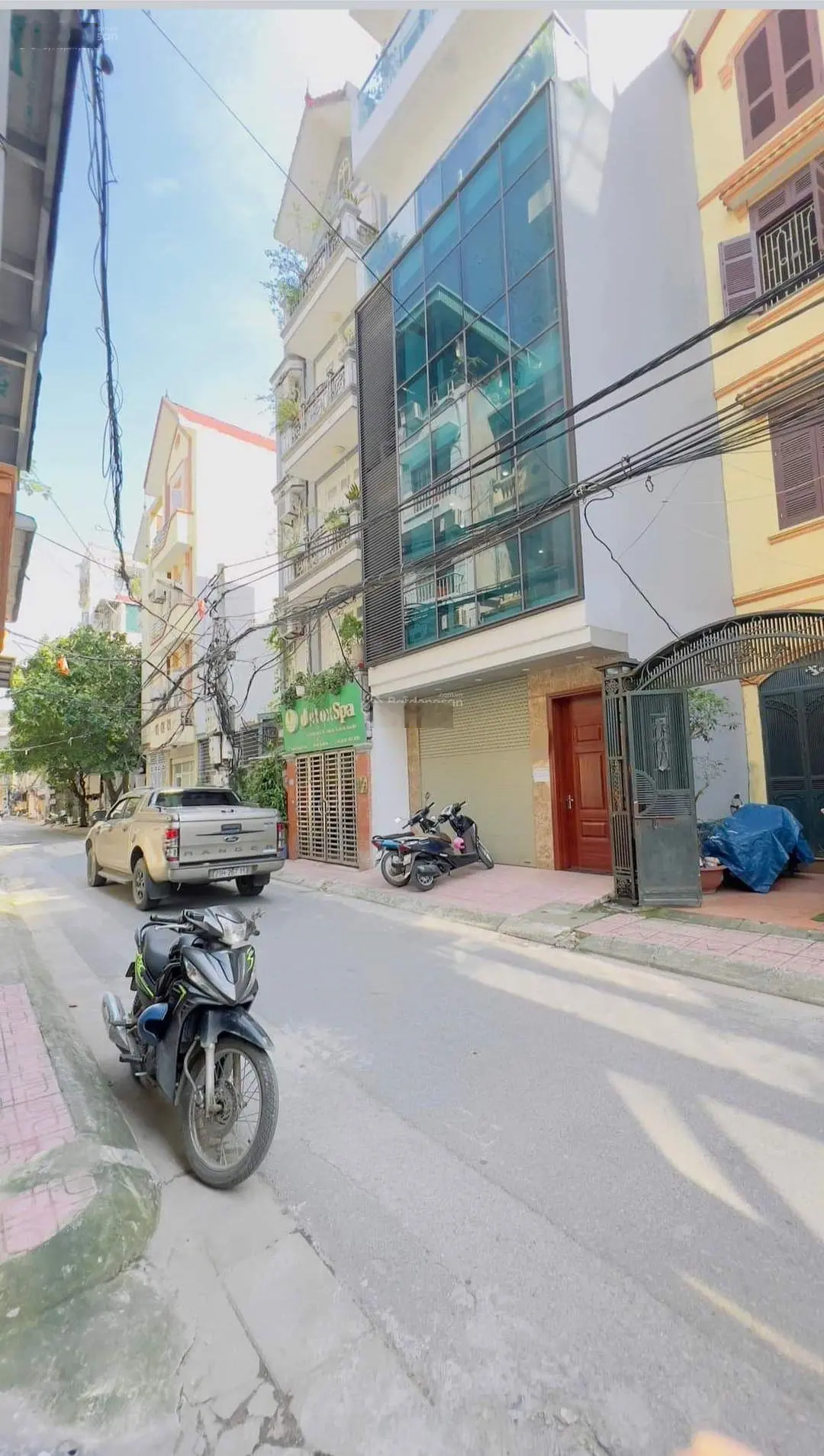 Chính chủ cần bán nhà Hoàng Đạo Thành diện tích 62m2, 4tầng full nội thất
