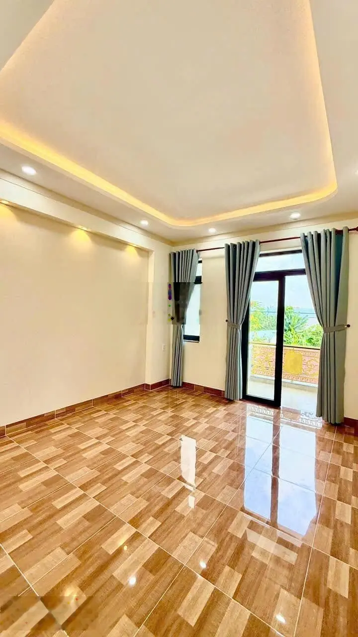 Bán nhà riêng ngay mặt tiền đường nguyễn thị minh khai, 2,95 tỷ vnd, 81 m2, bao giá thị trường