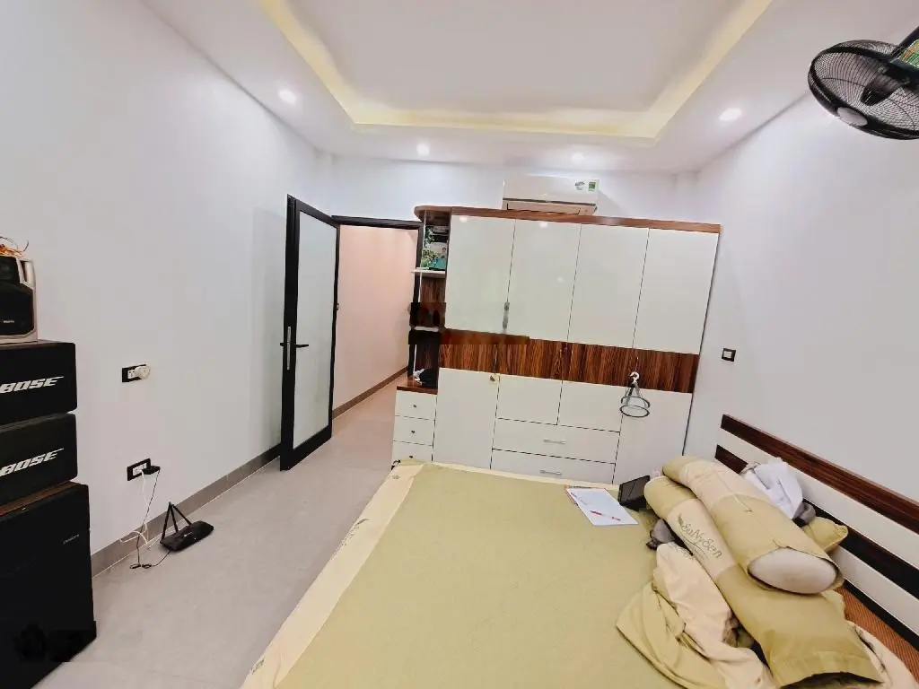 Bán nhà Đại Từ, Hoàng Mai, xây mới tặng full nội thất, 46m2, 8.15 tỷ