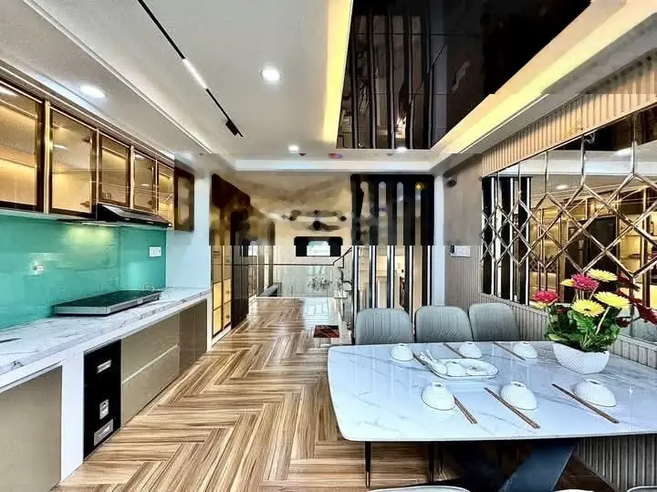 Bán gấp nhà Nguyễn Văn Tăng , Long Bình , Quận 9. DT 65m2 giá bán 3 tỷ .Sổ riêng