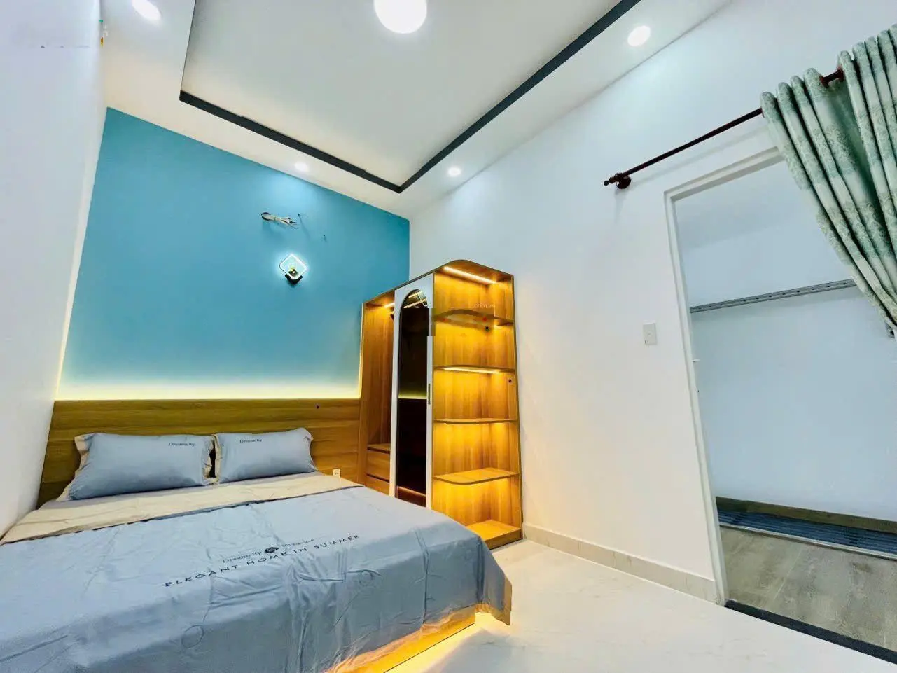 Bán nhà 2 lầu 4 phòng ngủ hẻm xe hơi nằm trục TX25 quận 12 giá 4ty880
