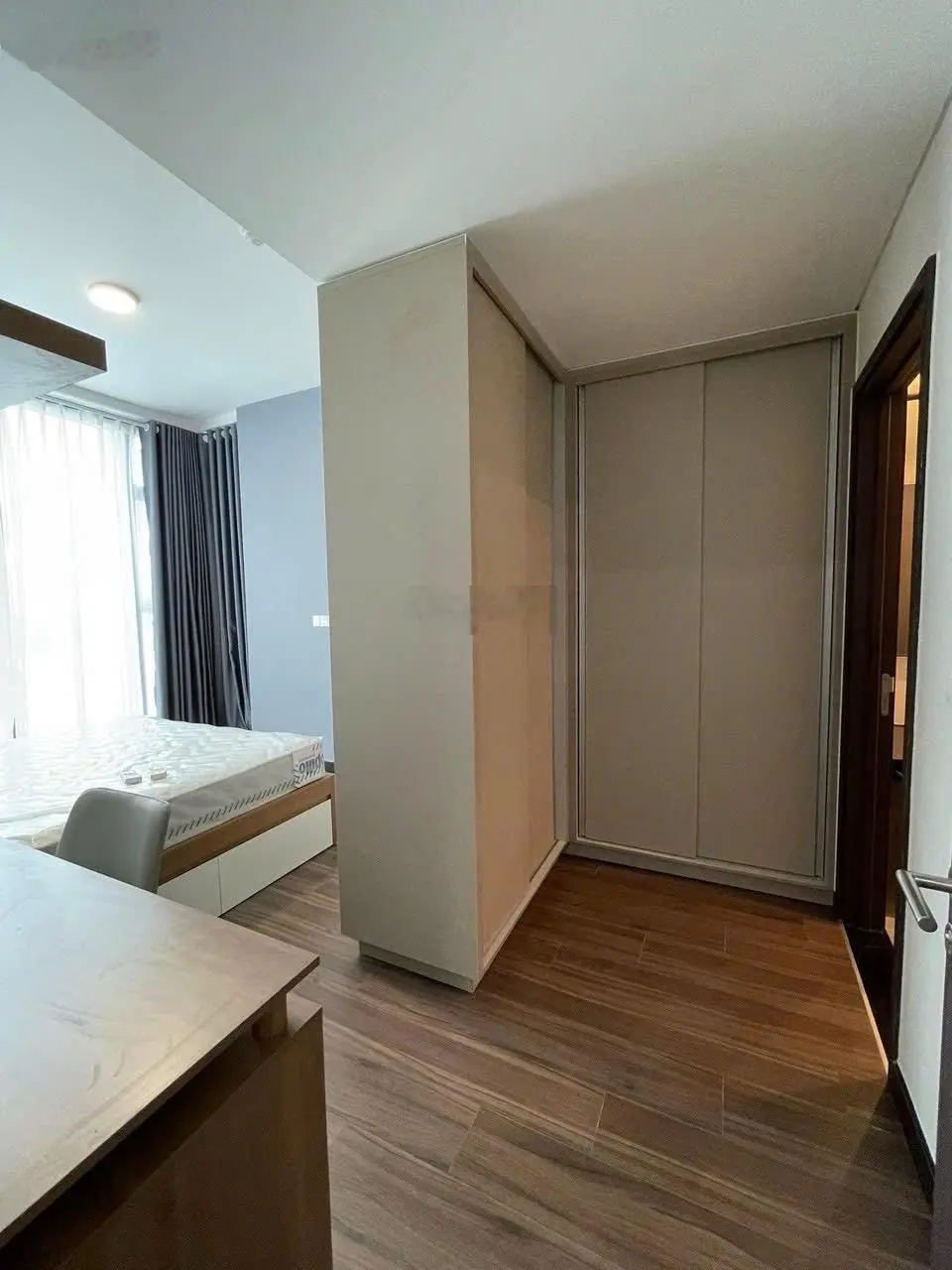 Bán căn hộ 2 phòng ngủ Empire City 13 tỷ bao thuế phí, đầy đủ nội thất 93m2