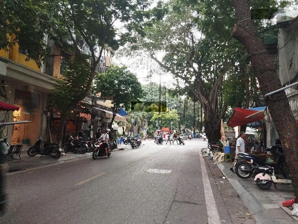 Bán siêu phẩm mặt phố Đường Thành - Hoàn Kiếm, vỉa hè rộng, kinh doanh ngày đêm - còn 30.8 tỷ