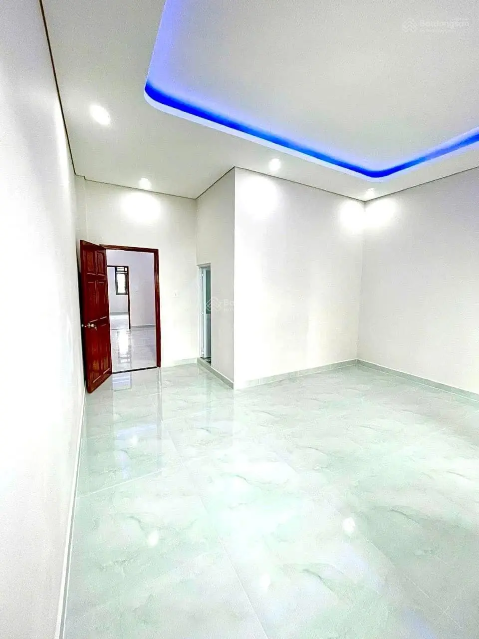 NHÀ MẶT TIỀN ĐƯỜNG 8m ngay Chợ, Khu Công Nghiệp Đ.Trịnh Như Khuê (60m2) chỉ 1Tỷ400triệu SHR