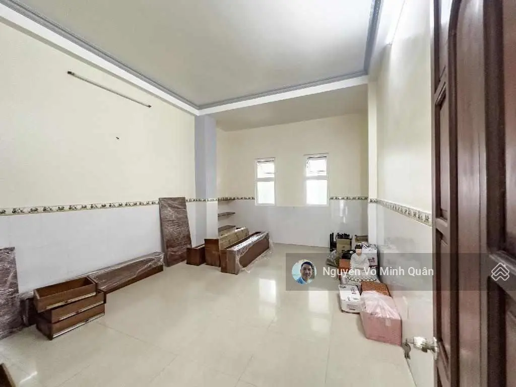 Biệt thự mặt tiền thị trấn Hóc Môn. Ngay chợ Hóc Môn. DT 11mx35m. 385m2. 3 tầng. Nhỉnh 12tỷ TL