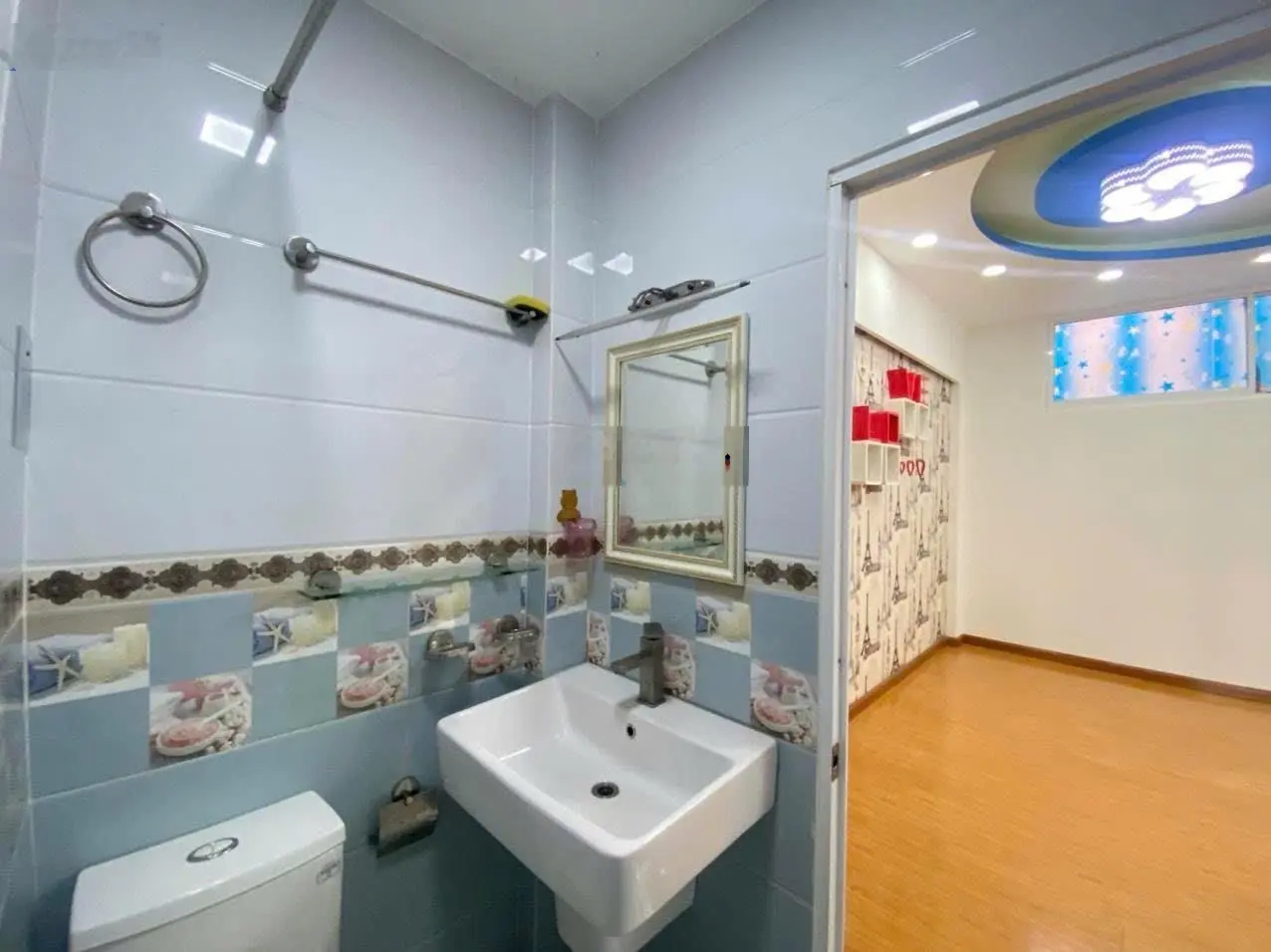 Nhà đẹp đường Khuông Việt, Đầm Sen, Tân Phú, 60m2, BTCT 4 tầng, chỉ 6.x tỷ