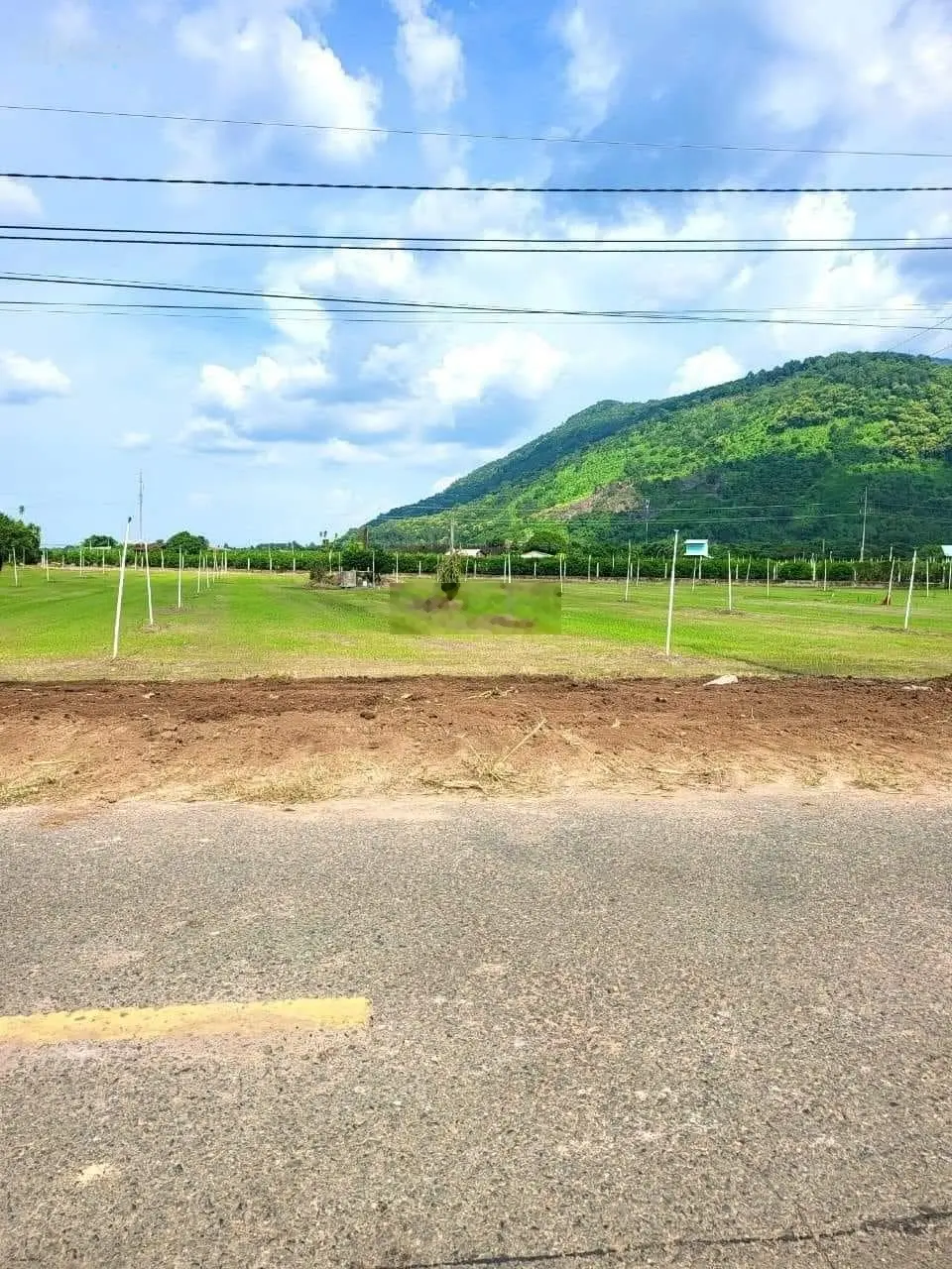 Cần bán 550m2 đất view núi Bà sổ riêng công chứng ngay đường nhựa 20m dân đông