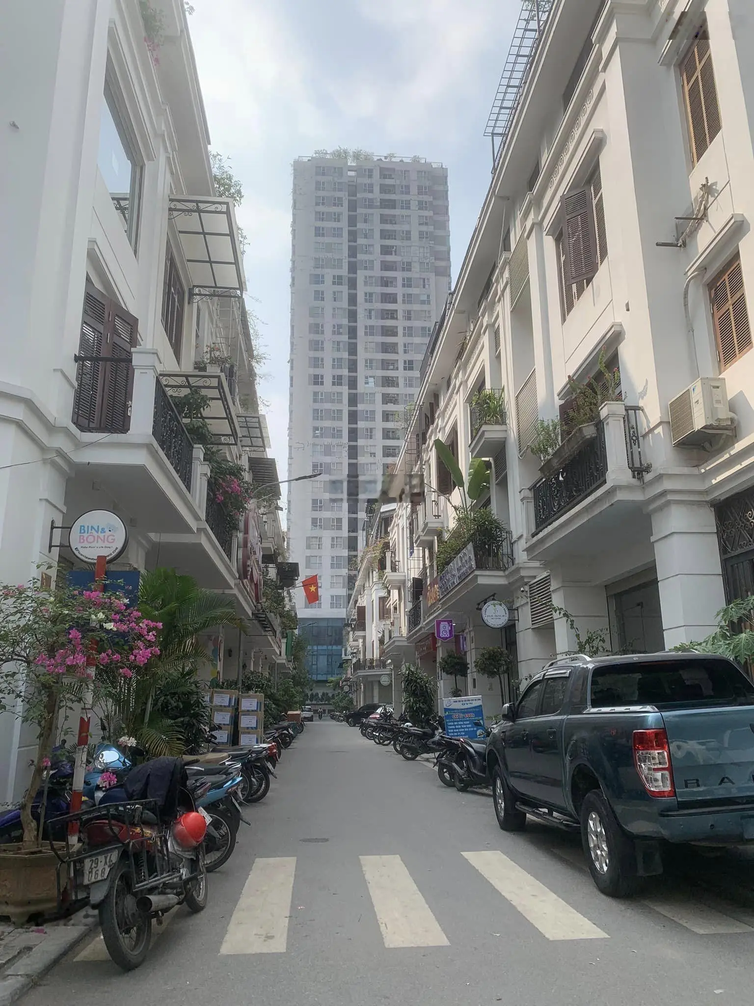 (Siêu phẩm) bán liền kề 90 Nguyễn Tuân 70m2 x 5T MT 6m ô tô tránh vip 25 tỷ sổ vuông đẹp Thanh Xuân