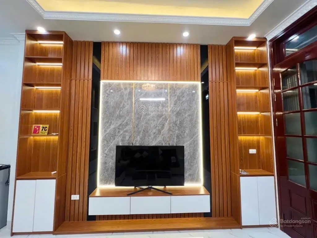 Trung tâm Tây Hồ - Thụy Khuê 5 tầng nhà mới đẹp - full nội thất - gần ngõ ô tô - khu vực hiếm