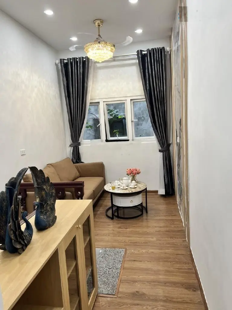Bán nhà Khâm Thiên, Đống Đa, Dt 25m 4 tầng giá 3.65 tỷ, Nhà đẹp ở ngay, HIẾM