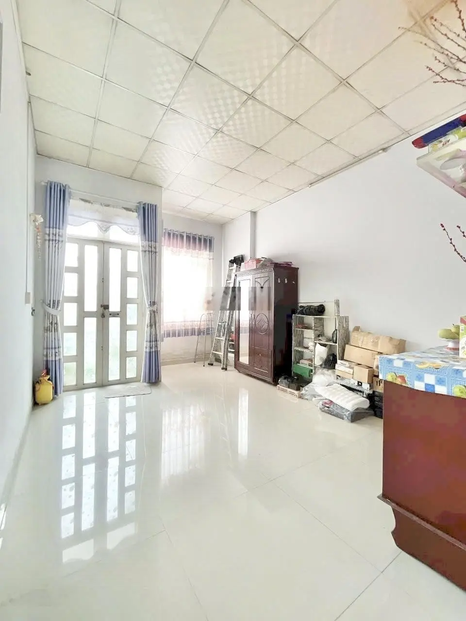 Cần bán nhà lầu trệt ngay ngã 3 cây điệp đường đỗ tấn phong vào 50M phường tân đông hiệp