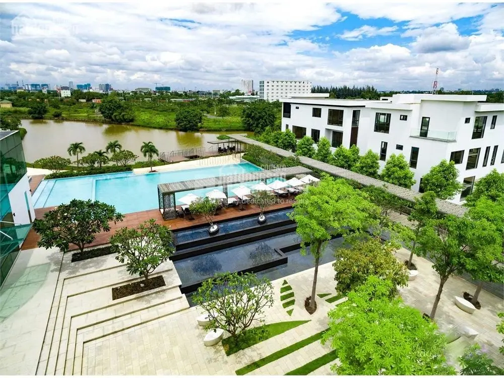 Đơn lập Lucasta 420m2 - nhà thô, view hồ và công viên - sổ hồng rồi 0908119226
