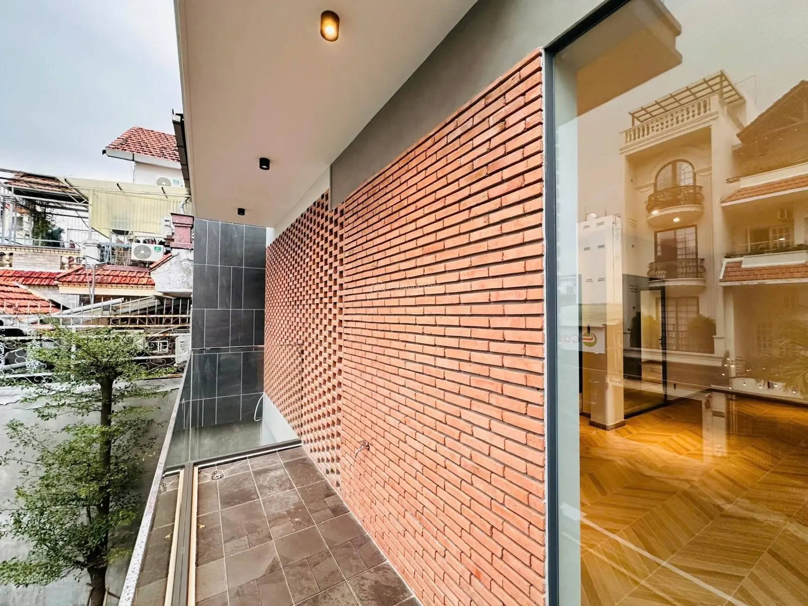 (Mới Nhất) Bán nhà Mặt Tiền Lê Trung Nghĩa,(6.5x26m) siêu đẹp. Kế Lotte Cộng Hoà, Giá 35,5 tỷ