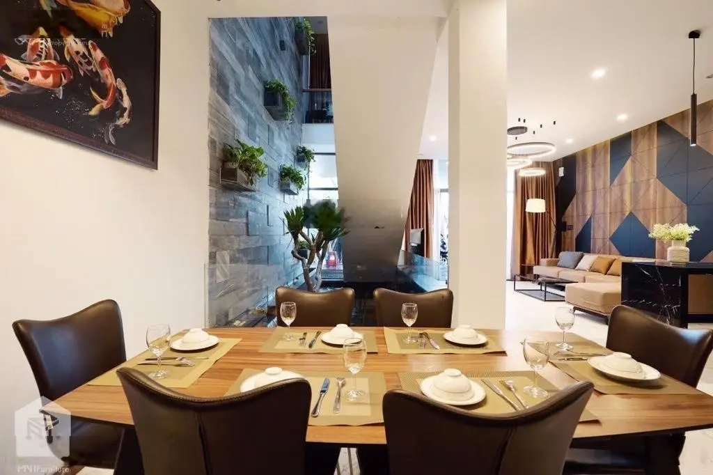 Bán villa mặt tiền Nguyễn Phạm Tuân, được chủ thiết kế tâm huyết, dt 140, ngang 7m - giá 10 tỷ 5 TL
