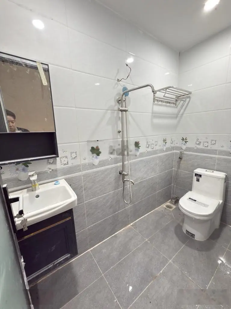 Siêu phẩm nhà Q.11 - nhà mới mua ở ngay - 2 lầu 3 PN - 37m2 - hẻm 3m thoáng