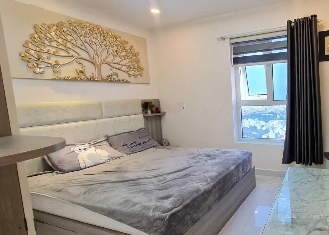 Chính chủ bán gấp căn hộ Orchard Garden, 73m2, 2PN, giá 5.3 tỷ, sổ hồng, NH cho vay 80%