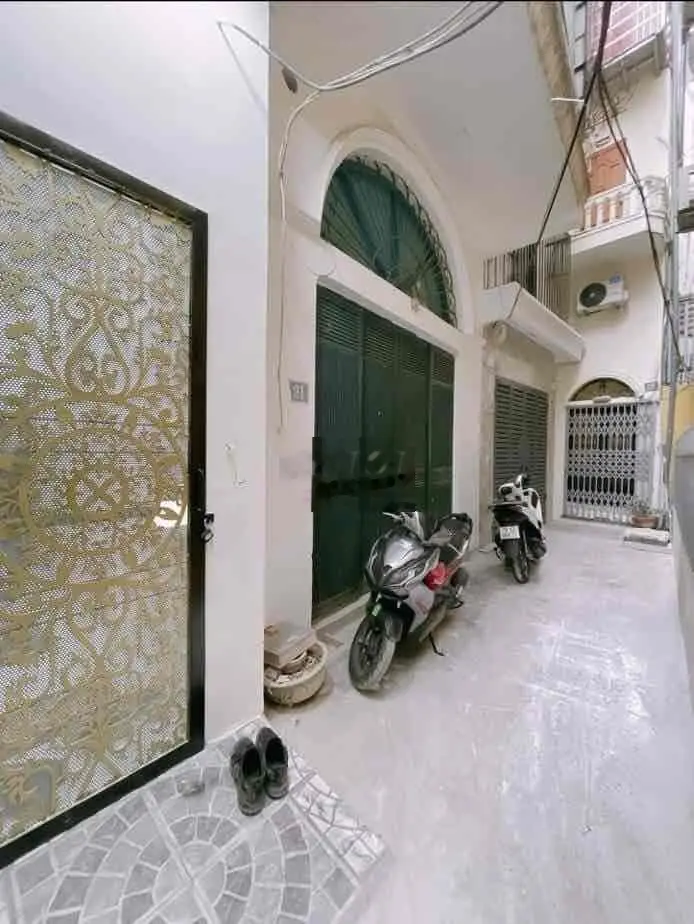 Chính chủ Bán nhà phố Ô CHỢ DỪA- HÀO NAM các phố 3 bước chân ngõ 3 bác