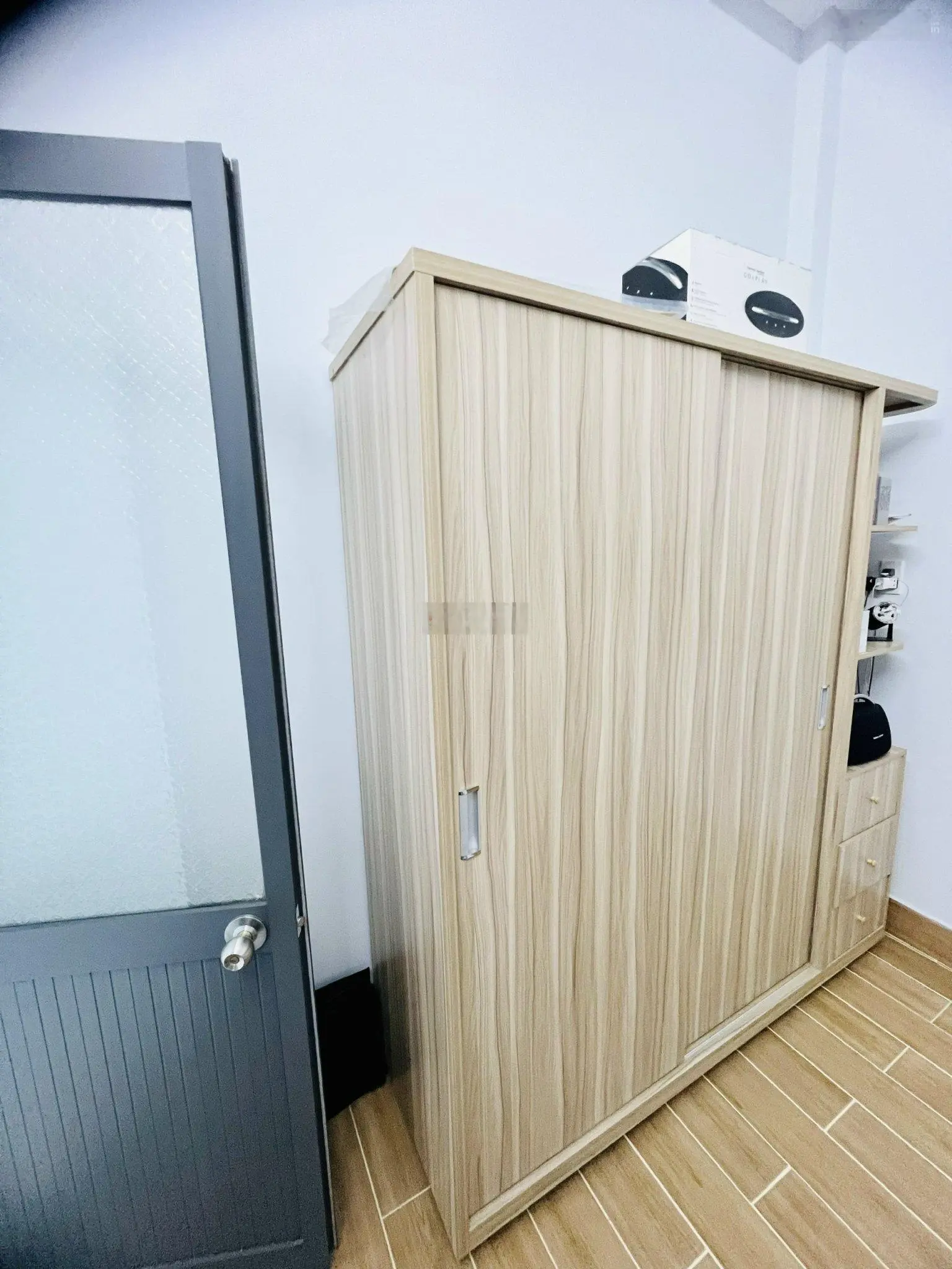 Cần bán căn nhà mới, 1 trệt 1 lầu gần chợ, hồ bơi Phương Nam. Sổ riêng thổ cư giá chỉ 2 tỷ 850