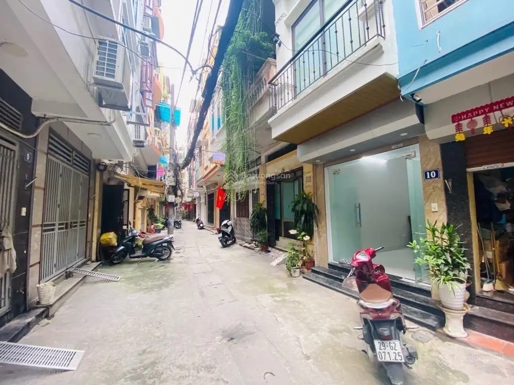 Nhà phố Chùa Quỳnh - ô tô đỗ cửa - kinh doanh - mặt ngõ thông - 10m ra phố - 40m2 4 tầng 4 ngủ