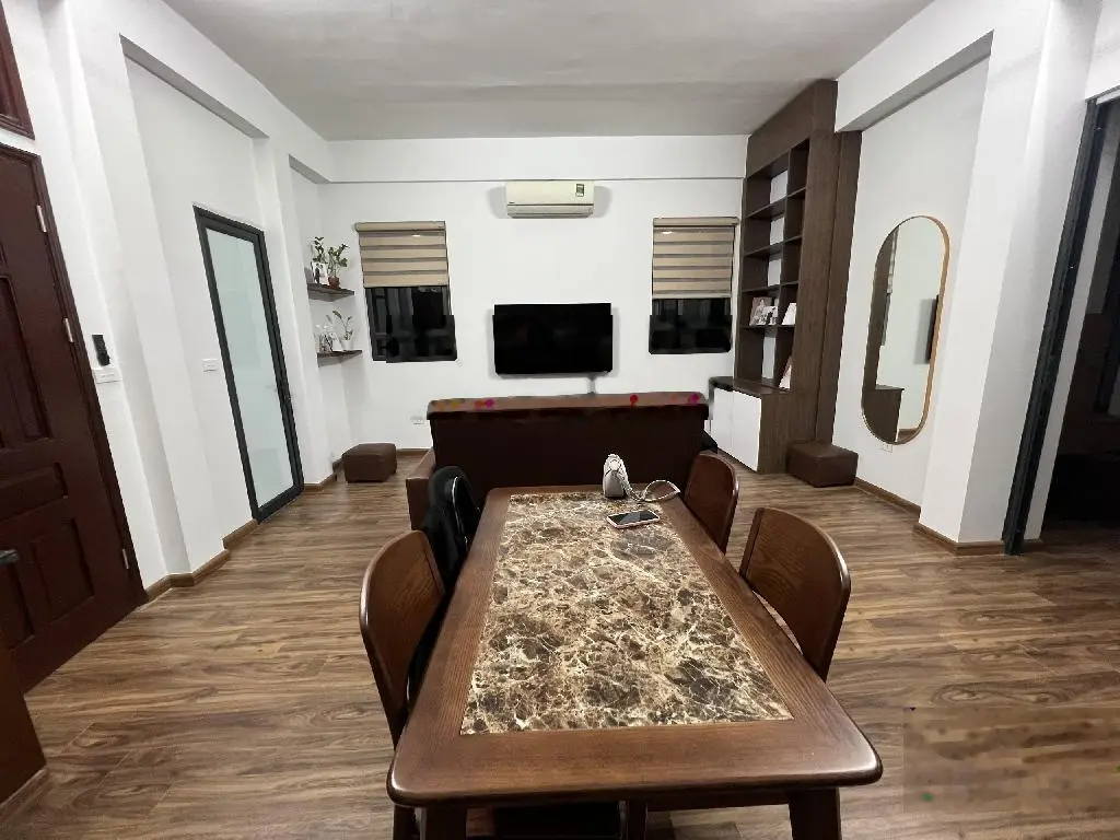 Bán nhà phố Thái Thịnh 1, lô góc, ô tô, kinh doanh sầm uất 4 tầng - 75m2 - MT 5.2m - 22 tỷ