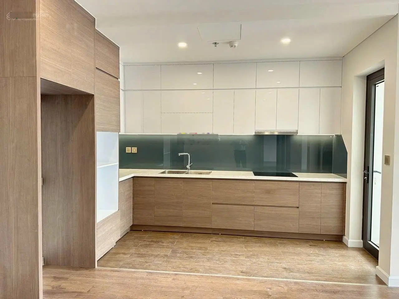 Em bán căn hộ Hoàng Thành Pearl 80m2 gồm 2PN2VS tầng trung nhà mới đẹp. 6 Tỷ. LH 0357 536 ***