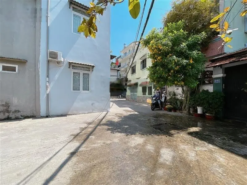 Nhà bán Hoàng Hoa Thám, 48.6m2, hẻm 7m, gần Nguyễn Văn Đậu, 9.x tỷ