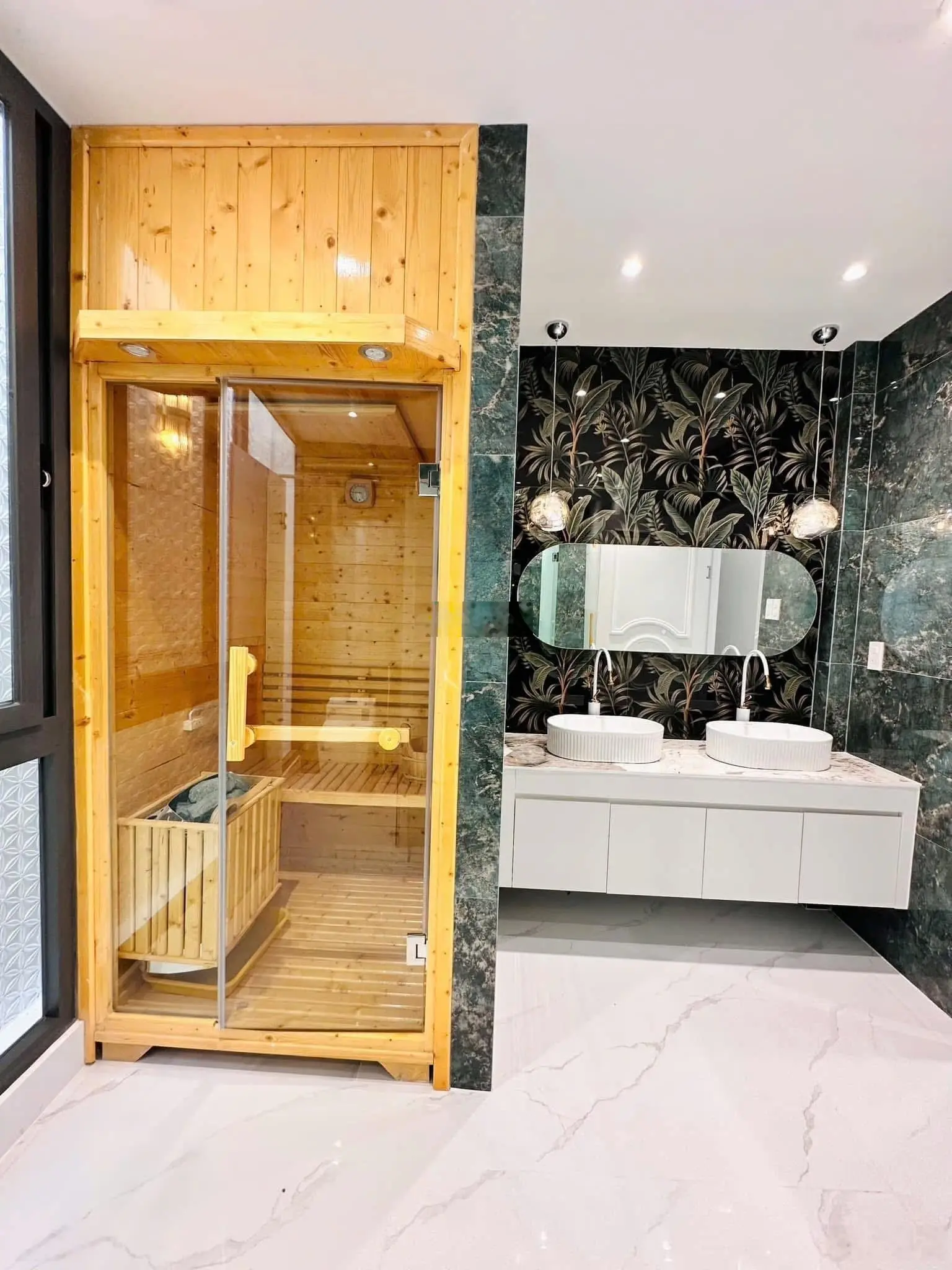 Bán nhà HXH 7m thông 276/113 Thống Nhất P16 ngay Lotter Mart 4 tầng 4PN 5WC 4x15.3m có thang máy