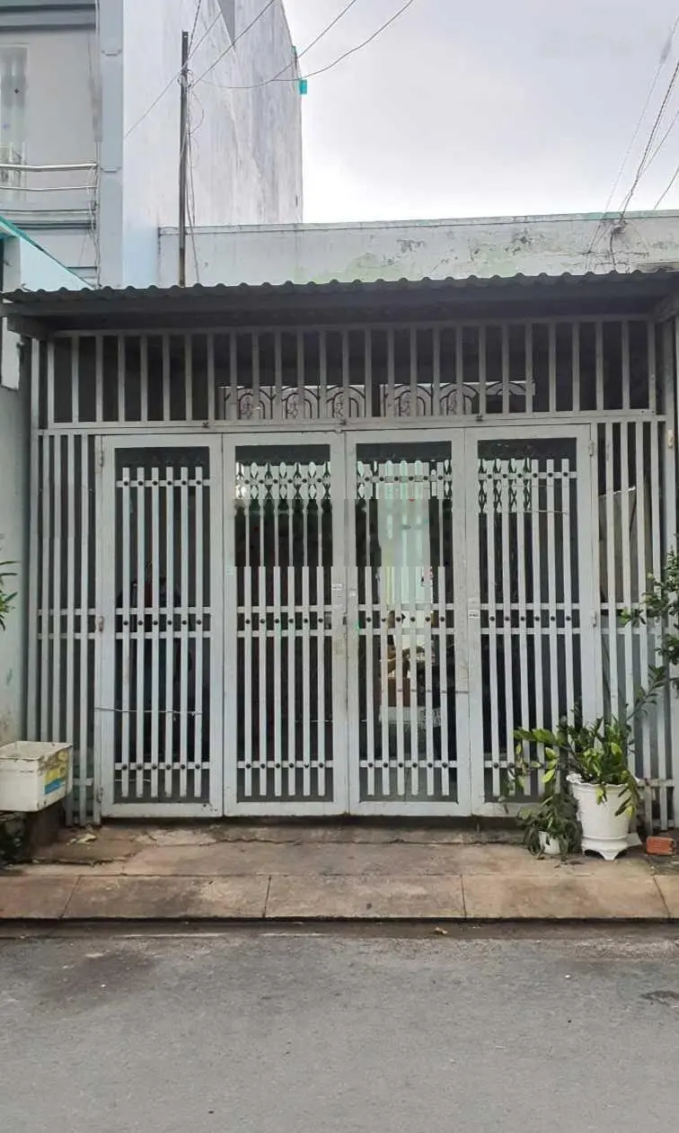 Bán nhà hẻm nhựa 8m đường Tân Hương, p.Tân Quý, q.Tân Phú. DT 3,8*13m, Giá 4,8 tỷ