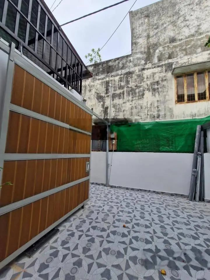 Nhà đẹp 2 tầng 90m2 - đường hẻm hồ bá phấn phước long a quận 9 - 5tỷ7 thương lượng