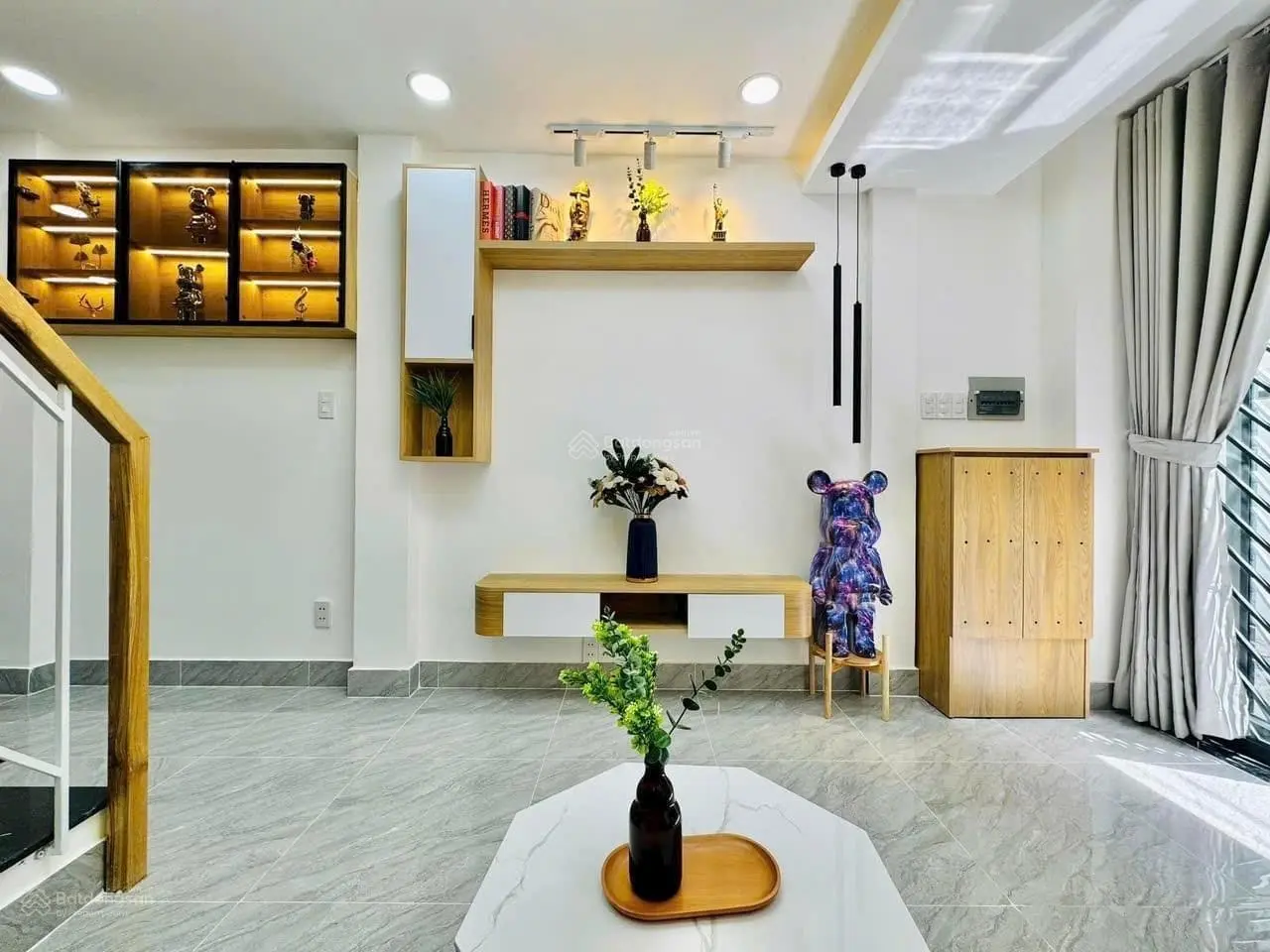 NHÀ CHÍNH CHỦ HẺM 8M , THÀNH THÁI - Phường 13 - Quận 10 . DT : 54m2/4ty6 . Sổ Riêng , 1 trệt 2 lầu