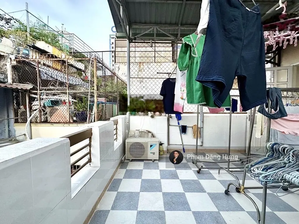 Nhà Quận 3, Lê Văn Sỹ, hẻm 3m, cách hẻm ô tô 20m, 4 tầng, 50m2, ngang 4.2m, 8PN, giá tốt 8.3 tỷ