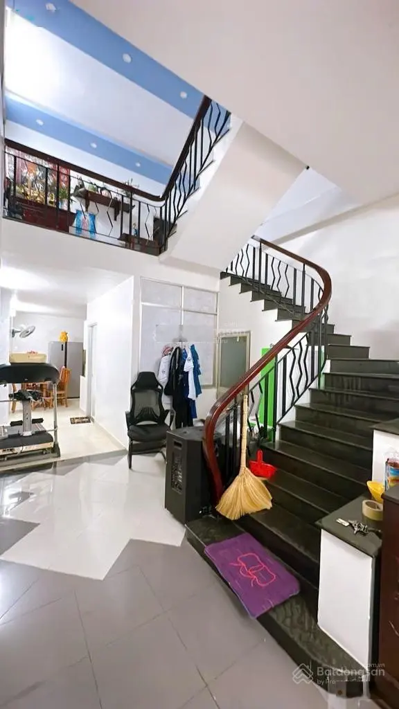 Nhà mới ở ngay đường tôn thất thuyết , hẻm 3m , 90m2 , giá chỉ 6,3 tỷ