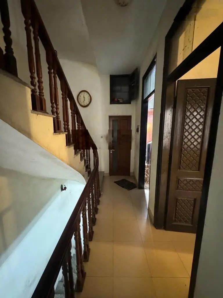 Bán nhà nguyễn trãi thanh xuân lô góc oto tránh ngõ thông 20m ra phố !!!