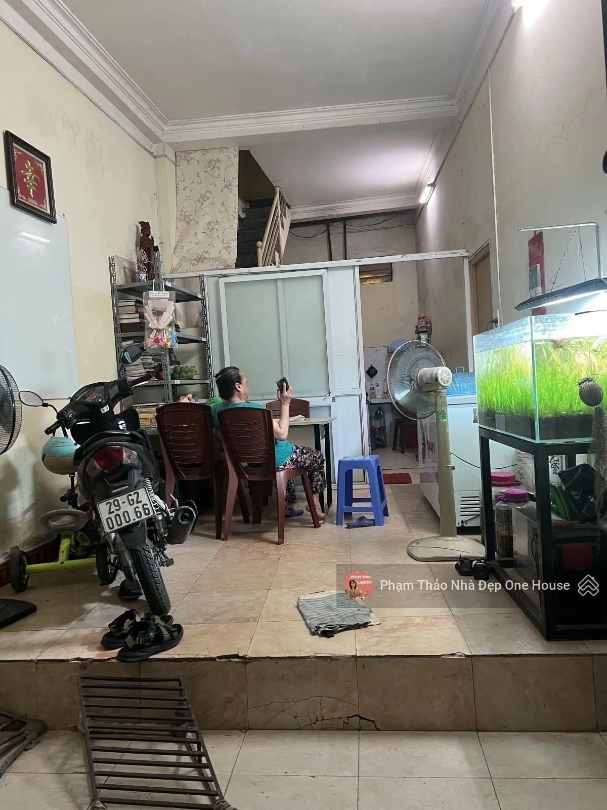 Bán đất tặng nhà 4 tầng - Đê La Thành - sổ vuông hoa hậu. 50m2 giá 5.9 tỷ