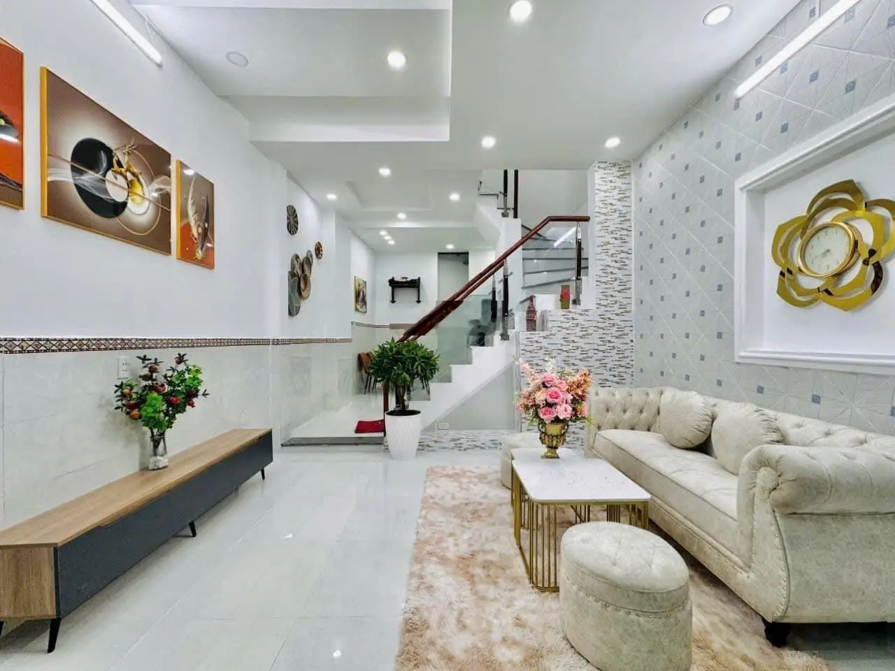 Ưu tiên khách mua bán nhanh nhà Đ. Hoàng Văn Thụ, Q. Tân Bình / 66m2 / (sổ hồng riêng)