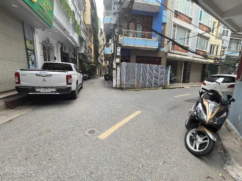 TÔI BÁN ĐẤT THANH XUÂN 17M2 LÔ GÓC, SỔ VUÔNG PHÂN LÔ TÔ DỪNG ĐỖ. GIÁ 3.9 TỶ