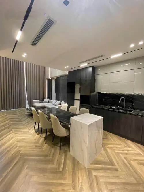 Nhỉnh 18 tỷ sở hữu ngay nhà 8 tầng full tiện ích Bồ Đề Long Biên- Lh: 0582 786 ***