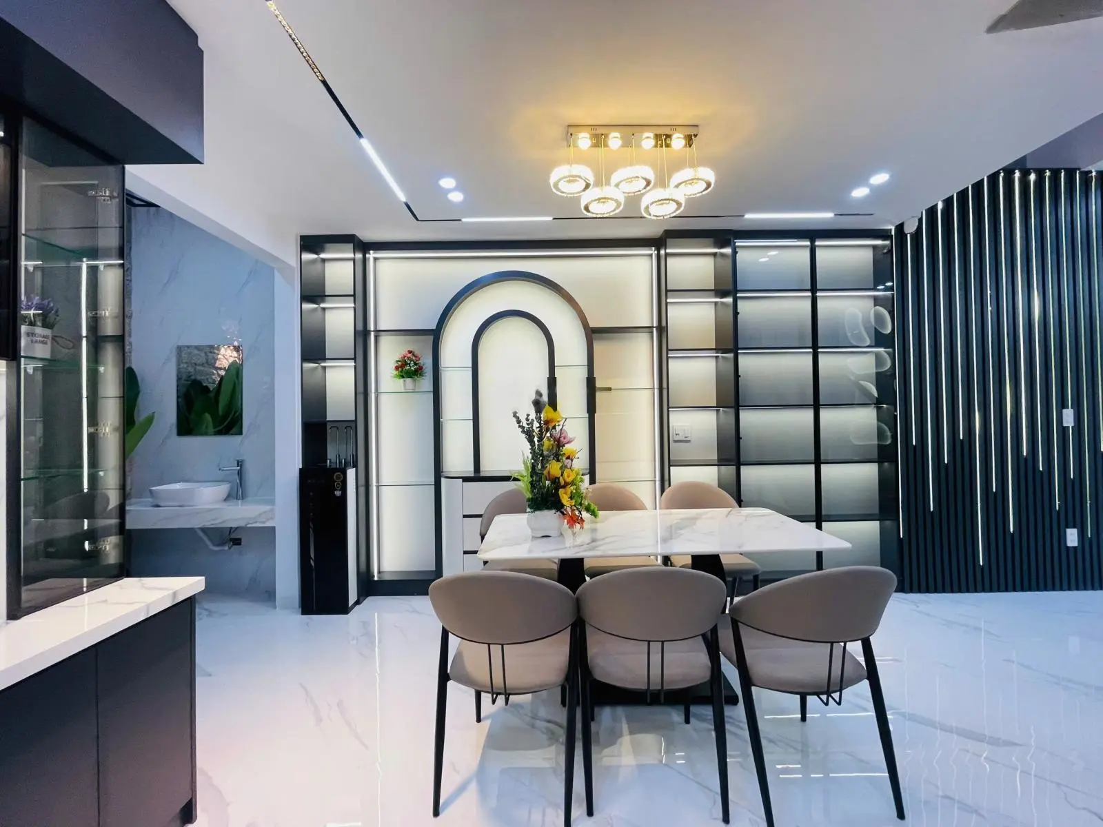 Bán Nhà Tân Cổ Điển Dương Đức Hiền, Gần Biển Nguyễn Tất Thành, Đà Nẵng
