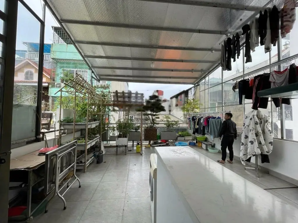 Bán nhà phố Tứ Liên 5 tầng 70m2 mặt tiền 5.5m ô tô tránh kinh doanh giá 18 tỷ