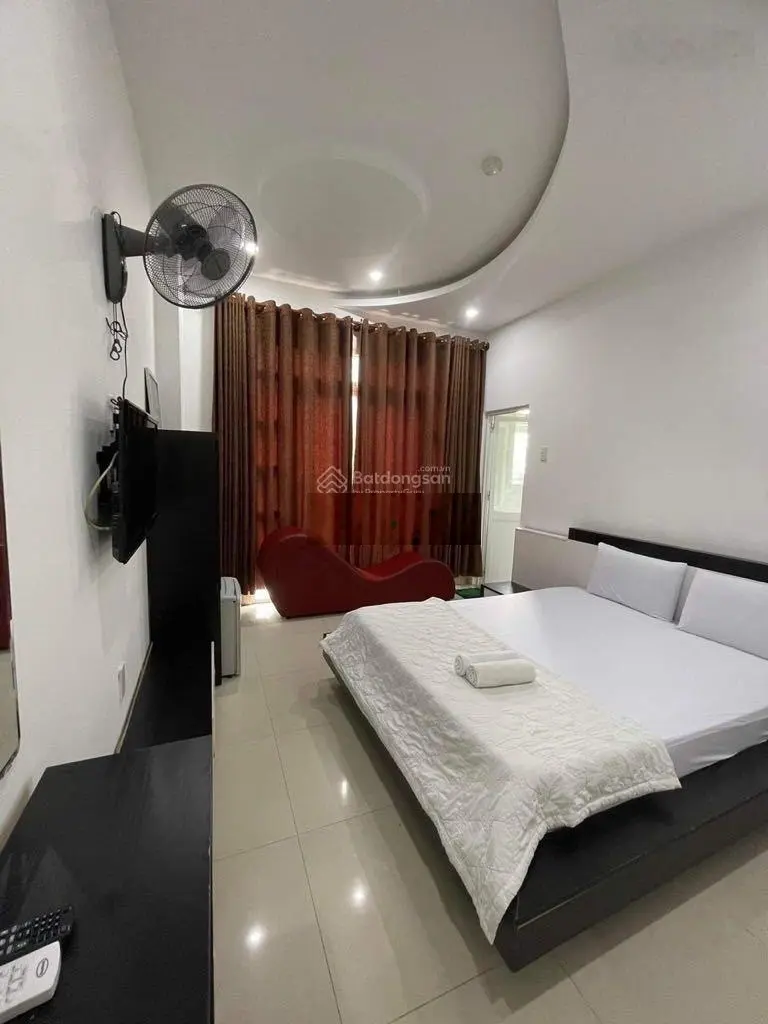 Bán nhà KDC Trung Sơn kinh doanh hotel, có thang máy, thương lượng thiện chí, Bình Chánh