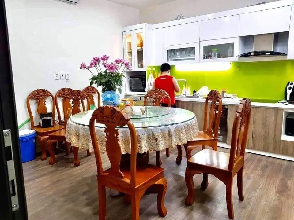 Đẹp nhất Cầu Giấy - nhà 2 mặt ngõ - ô tô - kinh doanh 65m2 4 tầng kiên cố mặt tiền rộng giá 13,9 tỷ