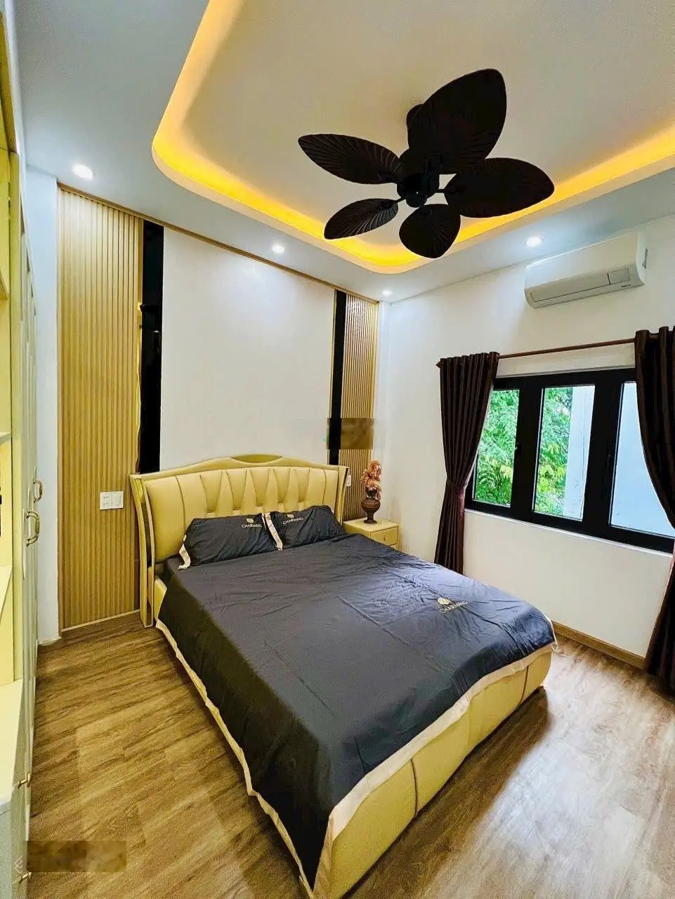 Siêu phẩm 3 mê biệt thự tân cổ điển mới 100% MT Lê Văn Sỹ gần biển Đà Nẵng giá rẻ
