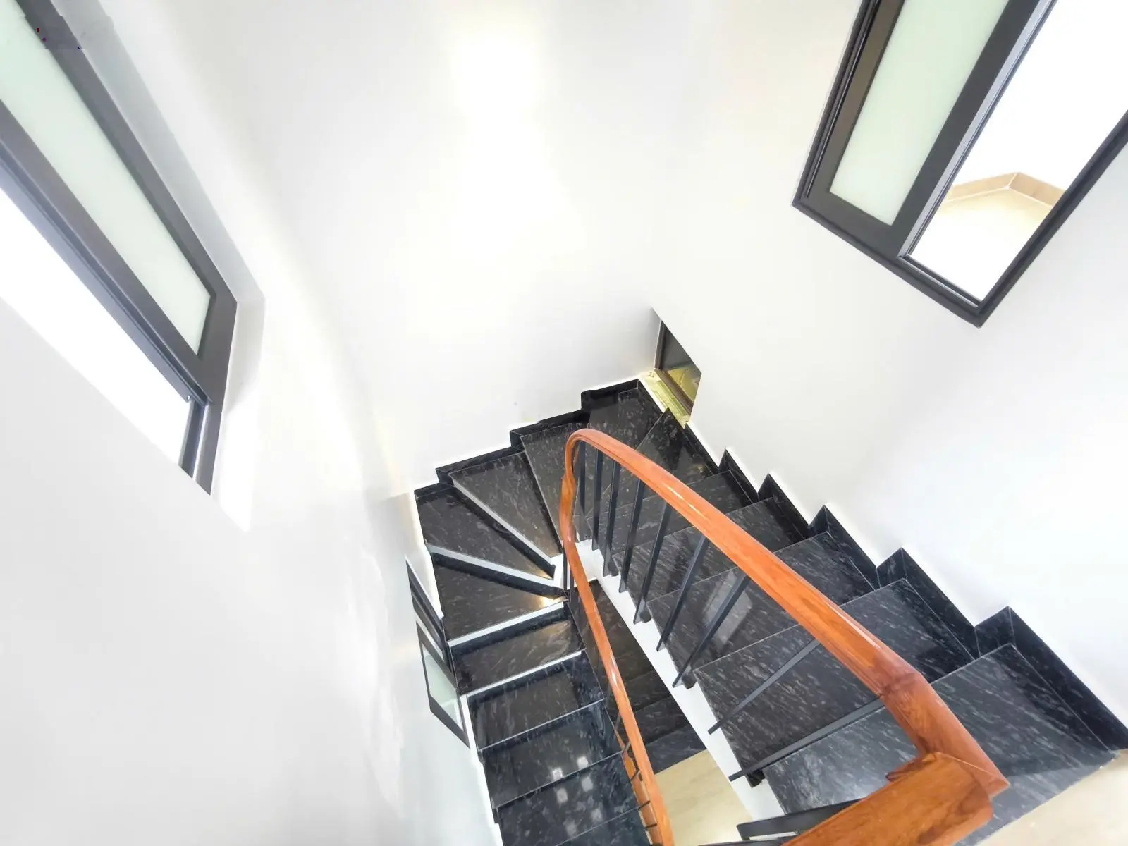 Nhà đẹp Lạch Tray thông Ngô Gia Tự giá tốt