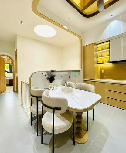 Cần bán gấp nhà ở Lò Lu, Trường Thạnh, q9, 64m2, 2 tỷ 100, sổ sẵn