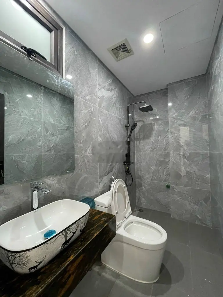 Bán nhà Thạch Bàn 42m2 x 5 tầng,thang máy,ngõ ô tô 4 chỗ vào nhà