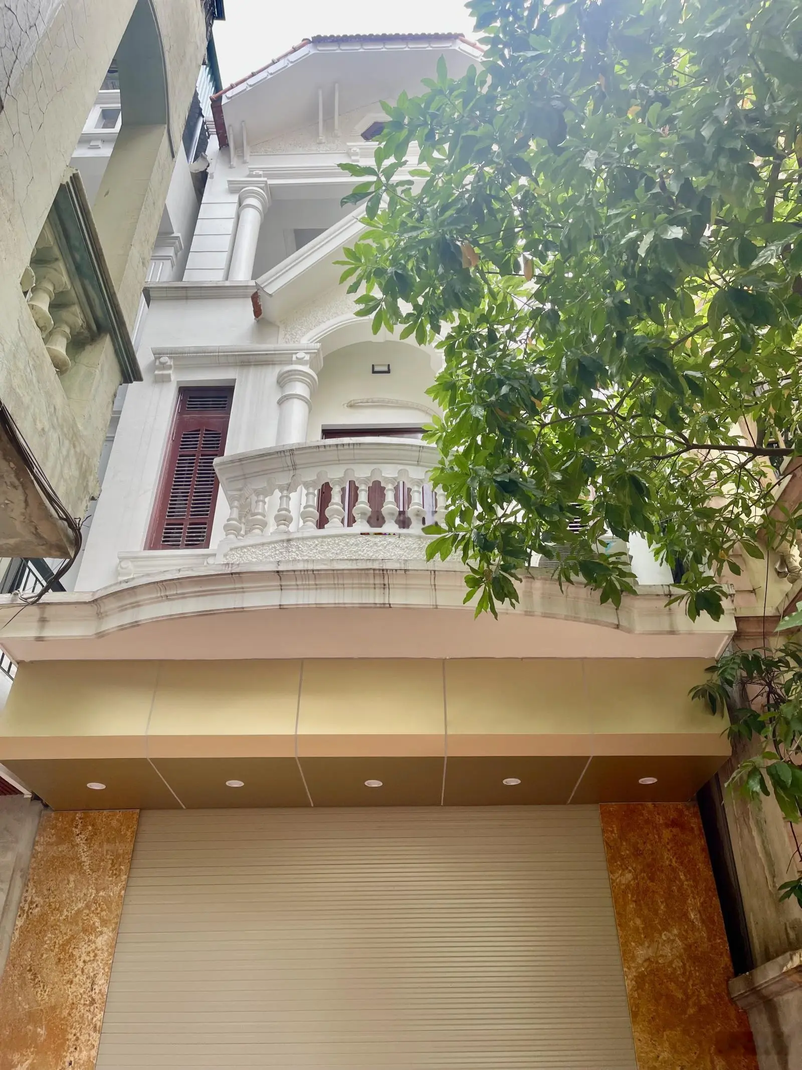 Cần Bán Căn Nhà xây Tâm Huyết Ngọc Lâm hơn 10 tỷ-85m2- Mặt Tiền 5m-2 THOÁNG-DÂN XÂY-SÁT PHỐ