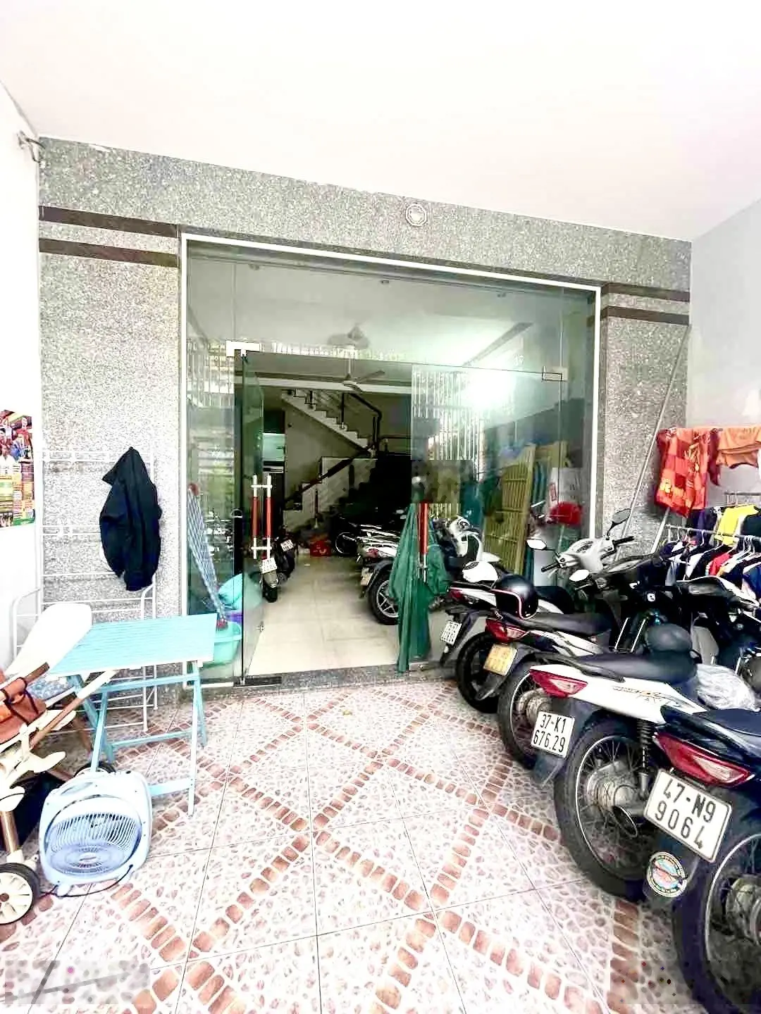 Bán nhà 3 tầng trục đường 7.5m Hoài Thanh, sát sông Hàn - Mỹ An - DT 100m2 (5x20) cho thuê 27triệu